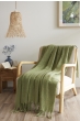 Plaid MELIA Olive 130 x 170 cm – Tricot uni – Franges tressées