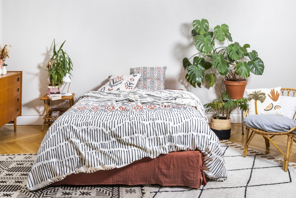 Housse de couette 260 x 240 cm + 2 taies d’oreiller – Coton 57 fils – ETHNIC