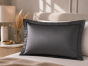 Taie d'Oreiller 50 x 70 cm Graphite – Satin de Coton 120 Fils/cm² – Hôtellerie Haut de Gamme
