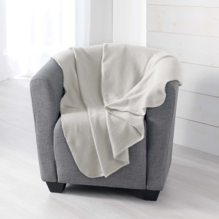 Plaid 125 x 150 cm polaire unie milou NaturelPlaid 125 x 150 cm – Polaire Uni MILOU – Naturel – Finition Point Cavalier