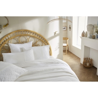 Housse de couette brodée 260 x 240 cm Jeanne Blanc