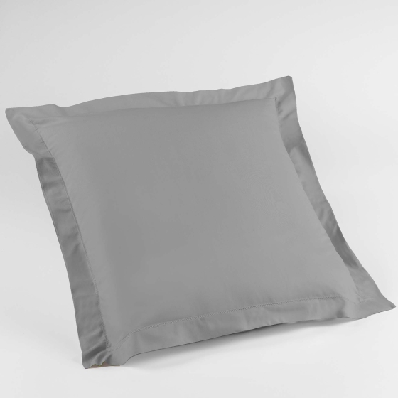 Taie d'oreiller volant plat 63 x 63 cm uni 57 fils lina  +point bourdon Galet