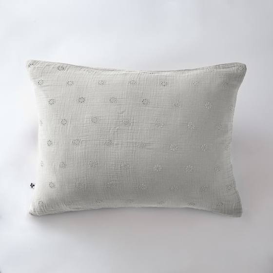 Taie d'oreiller brodée en gaze de coton 50 x 70 cm Gaïa Boho Gris