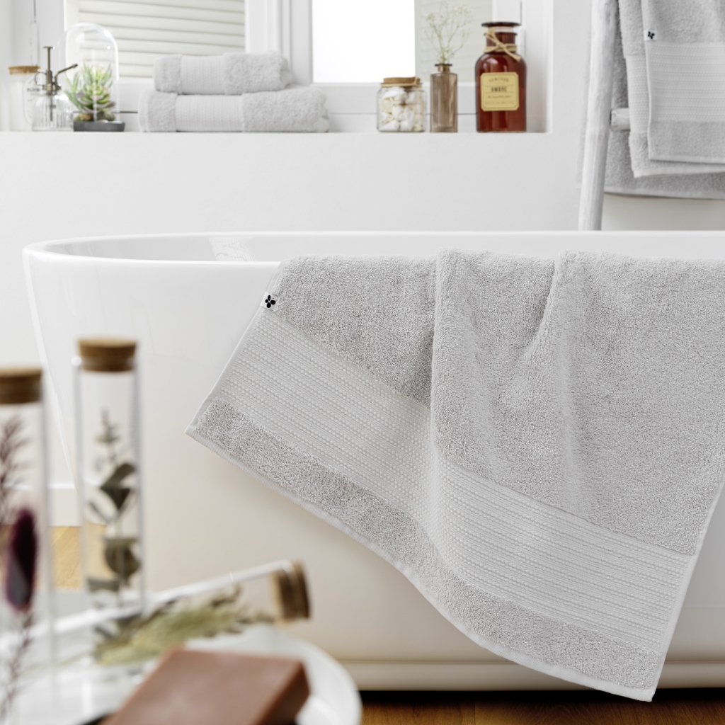 Drap de Douche 70 x 130 cm – Coton Épais 600 g/m² – Garance Nuage