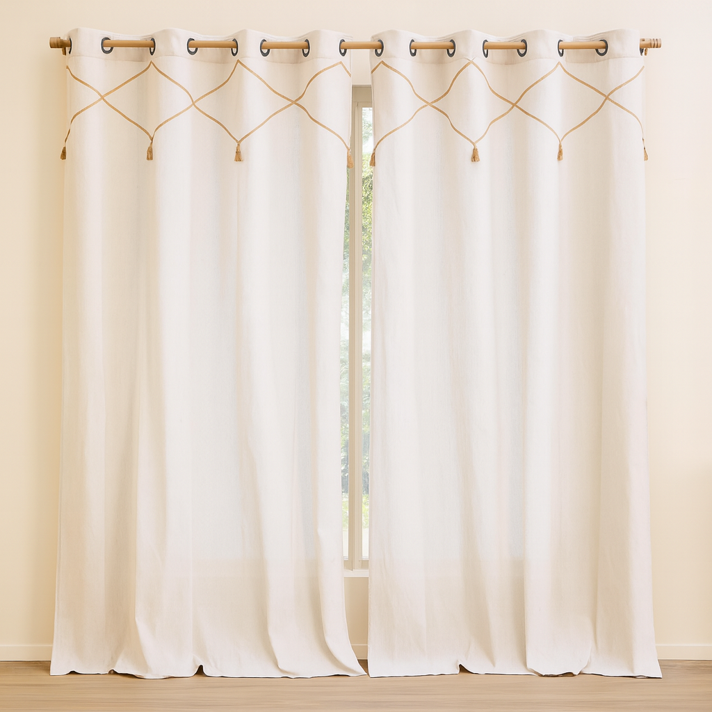 Lot de 2 Rideaux à Œillets Lacia - 140 x 240 cm - Polycoton Uni avec Détails en Jute et Pompons