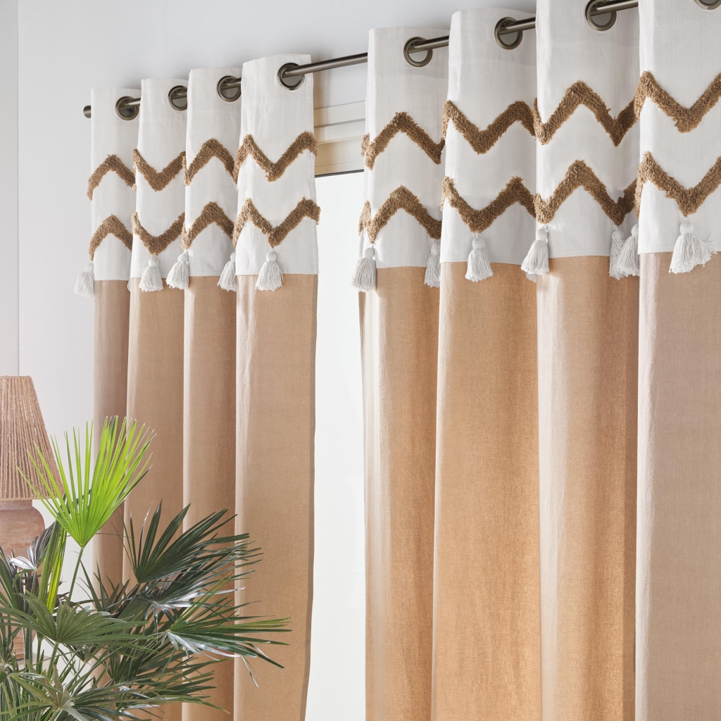 Lot de 2 Rideaux à œillets 140 x 240 cm – Coton avec bandeau tufté et pompons Azari