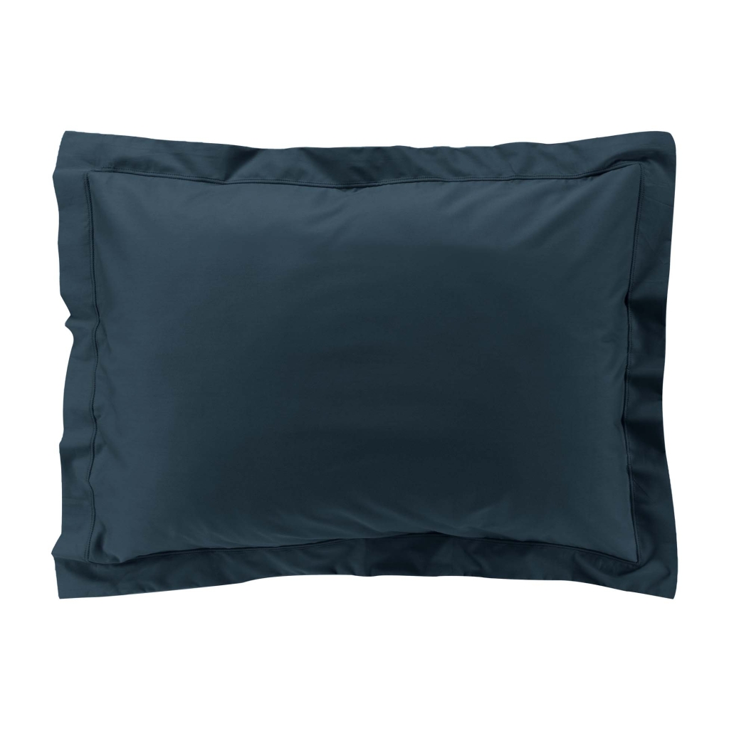 Taie d’oreiller volant plat – 50 x 70 cm – percale unie 78 fils – point bourdon – Bleu