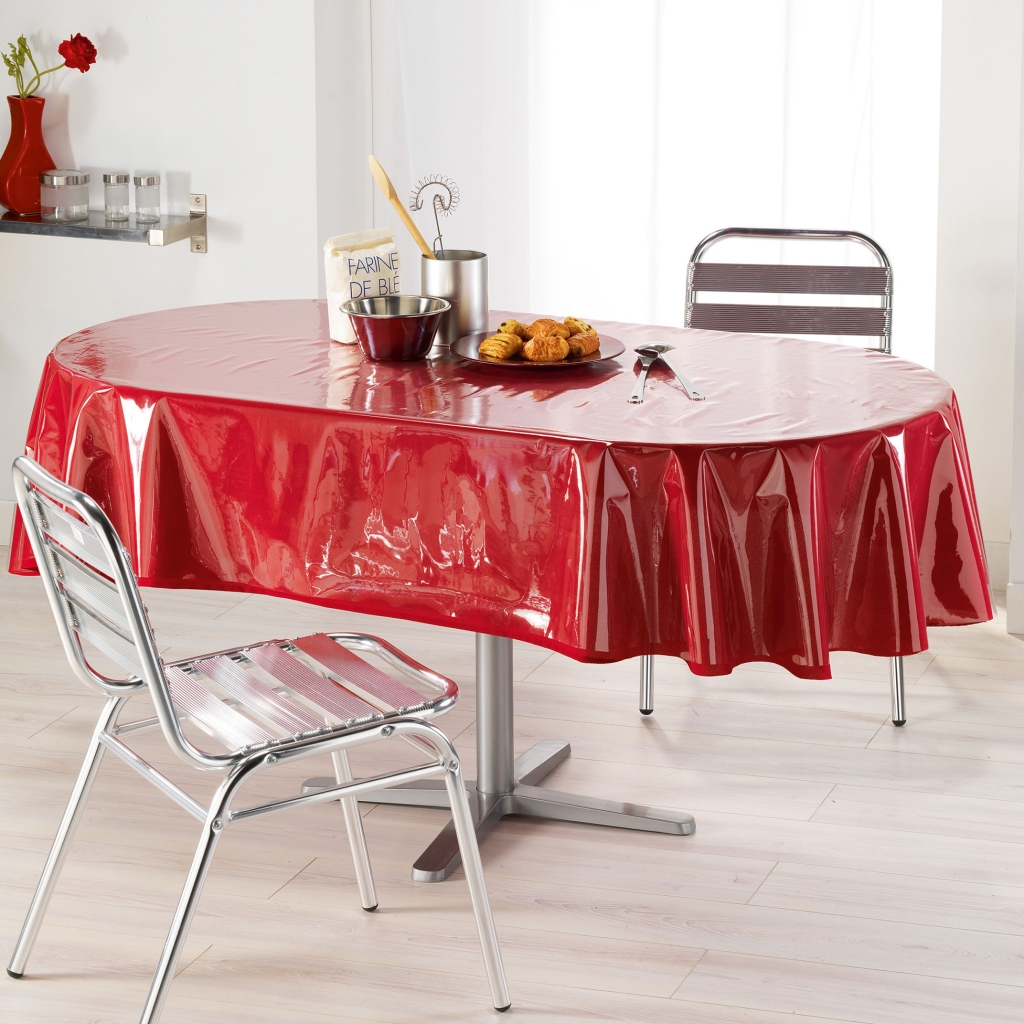 Nappe cristal ovale 140 x 240 cm pvc uni 15/100e transparent