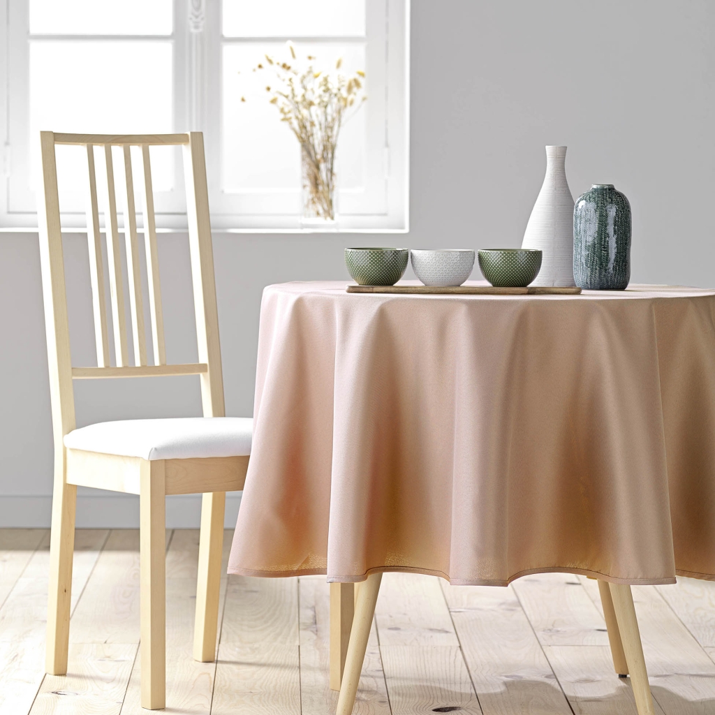 Nappe ronde Ø 180 cm – Polyester uni – Essentiel  Blush – Finition ourlet