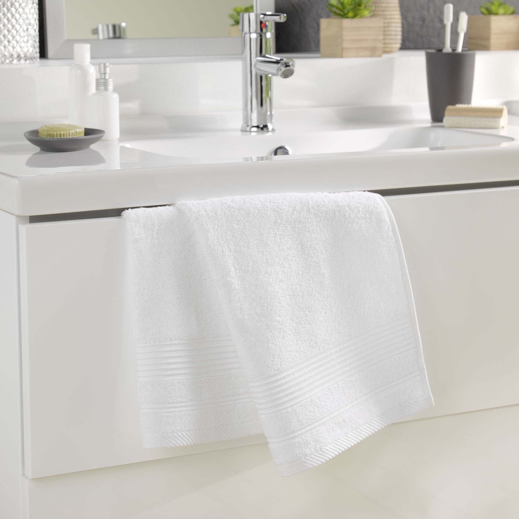 Serviette de toilette 50 x 90 cm eponge unie tendresse Blanc