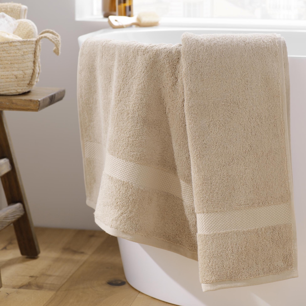 Drap de bain 90 x 150 cm — éponge coton peigné Élégance 600 g/m² - Noisette