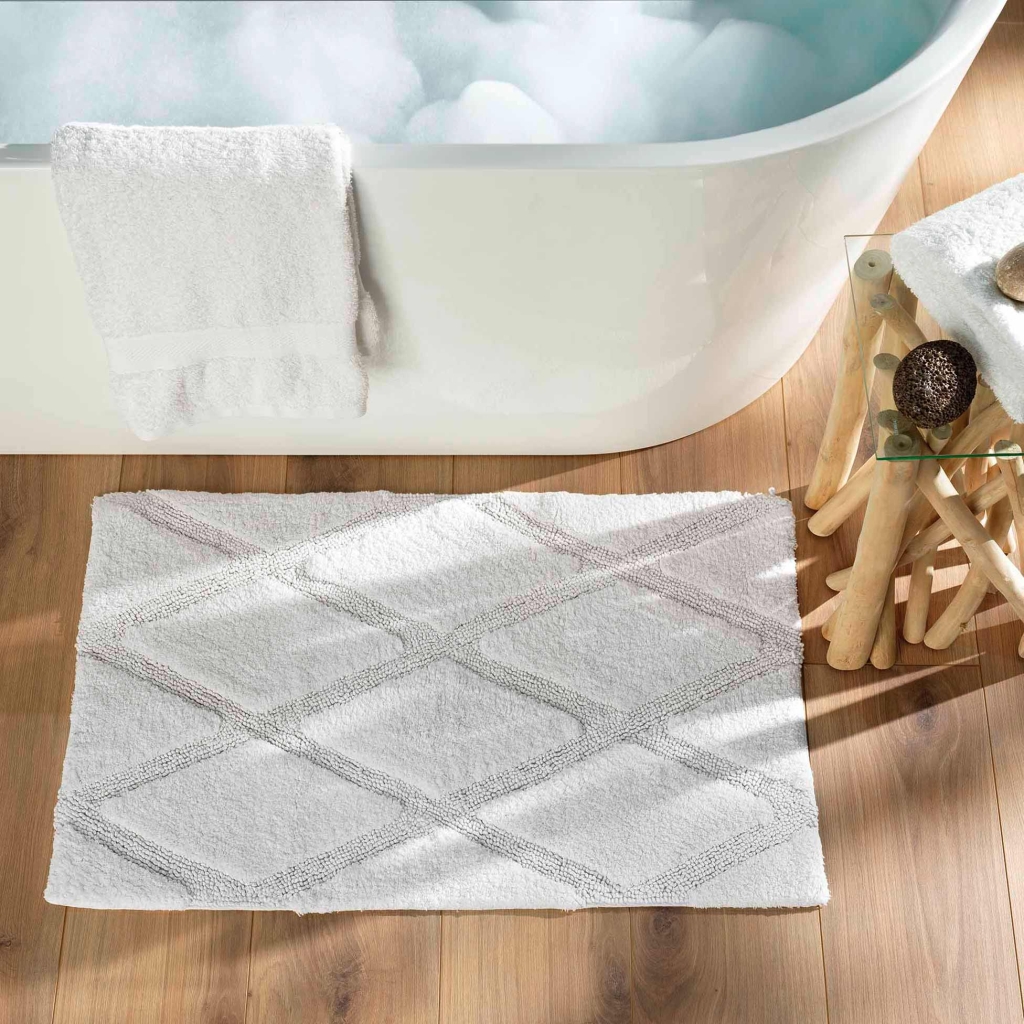 Tapis de bain 50 x 80 cm – Coton tufté – Motif graphique – Thaïs – Doux et absorbant