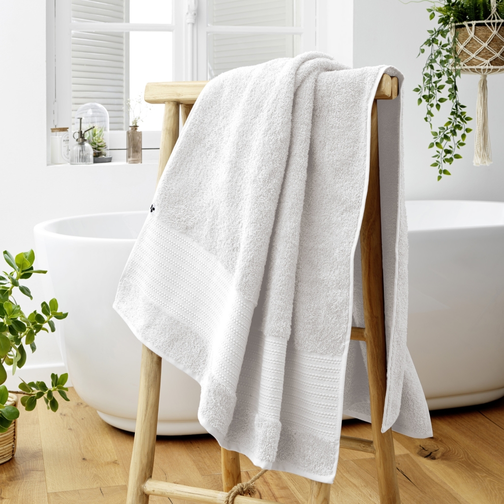 Drap de Bain 90 x 150 cm – Coton Épais 600 g/m² – Éponge Unie – Garance Blanc