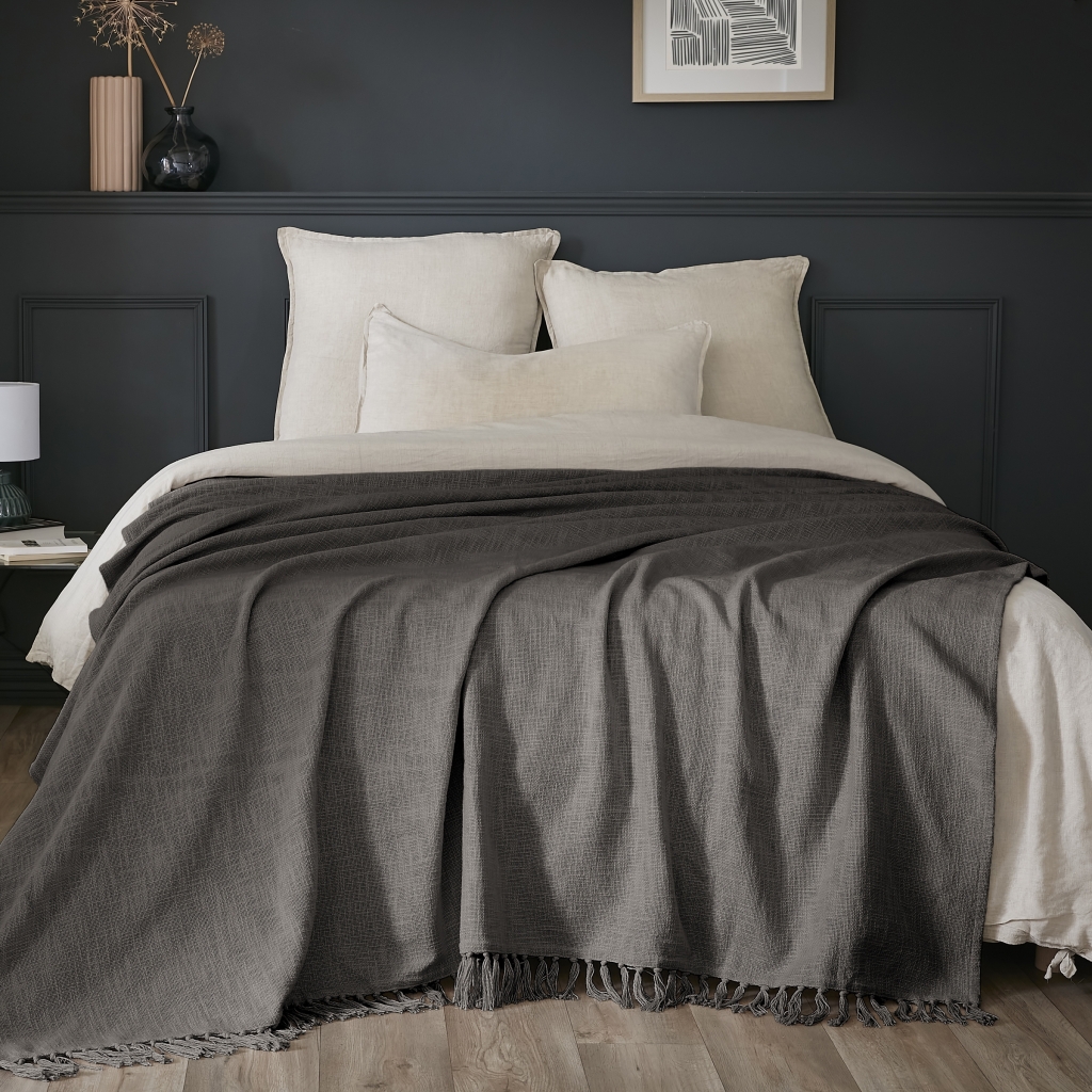 Plaid 180 x 220 cm – Coton Texturé Sixtine – Coloris Gris Ardoise – 210 g/m²