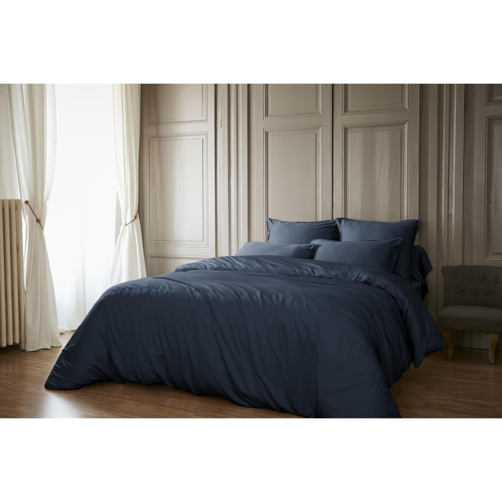 Pack Housse de couette 240 x 220 cm bambou de satin 120 fils Salomé + Drap housse 140 x 190 cm Bleu nuit