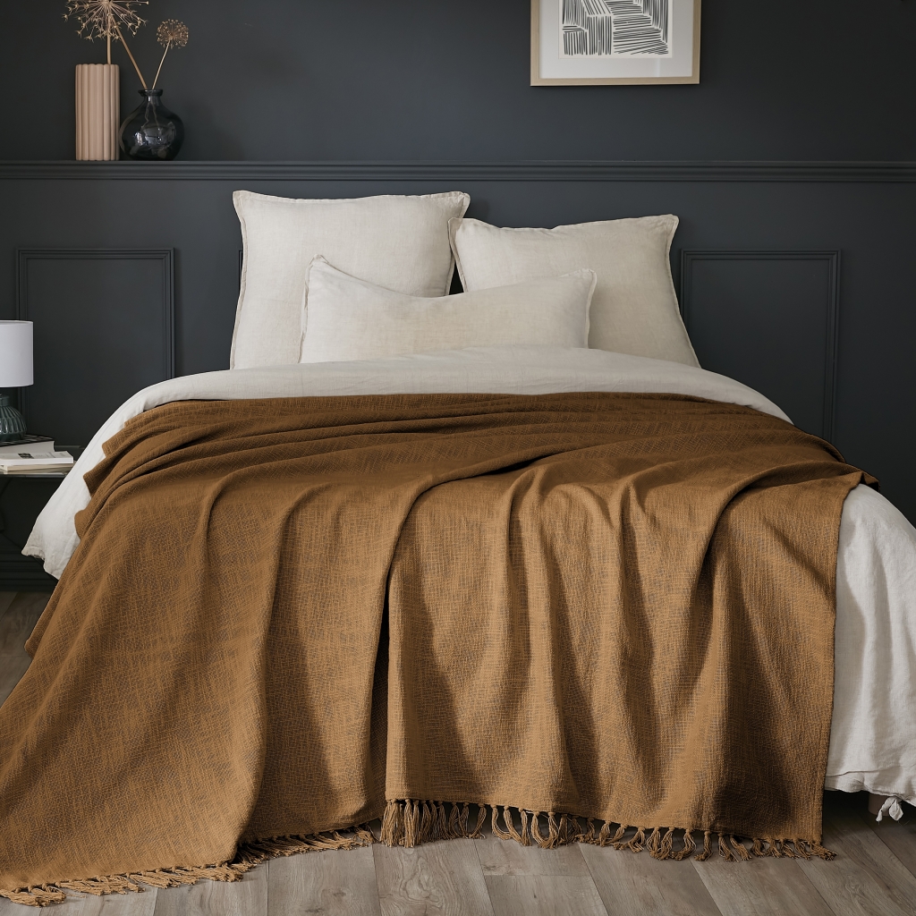 Plaid 180 x 220 cm – Coton Texturé Sixtine – Coloris Camel – 210 g/m²