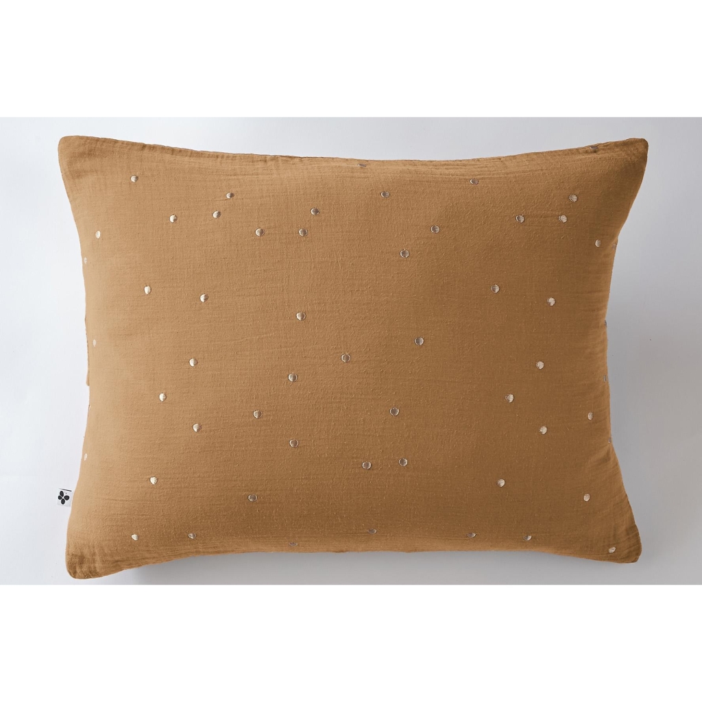 Taie d'oreiller gaze de coton brodée fil or 50 x 70 cm Gaia Chic Camel
