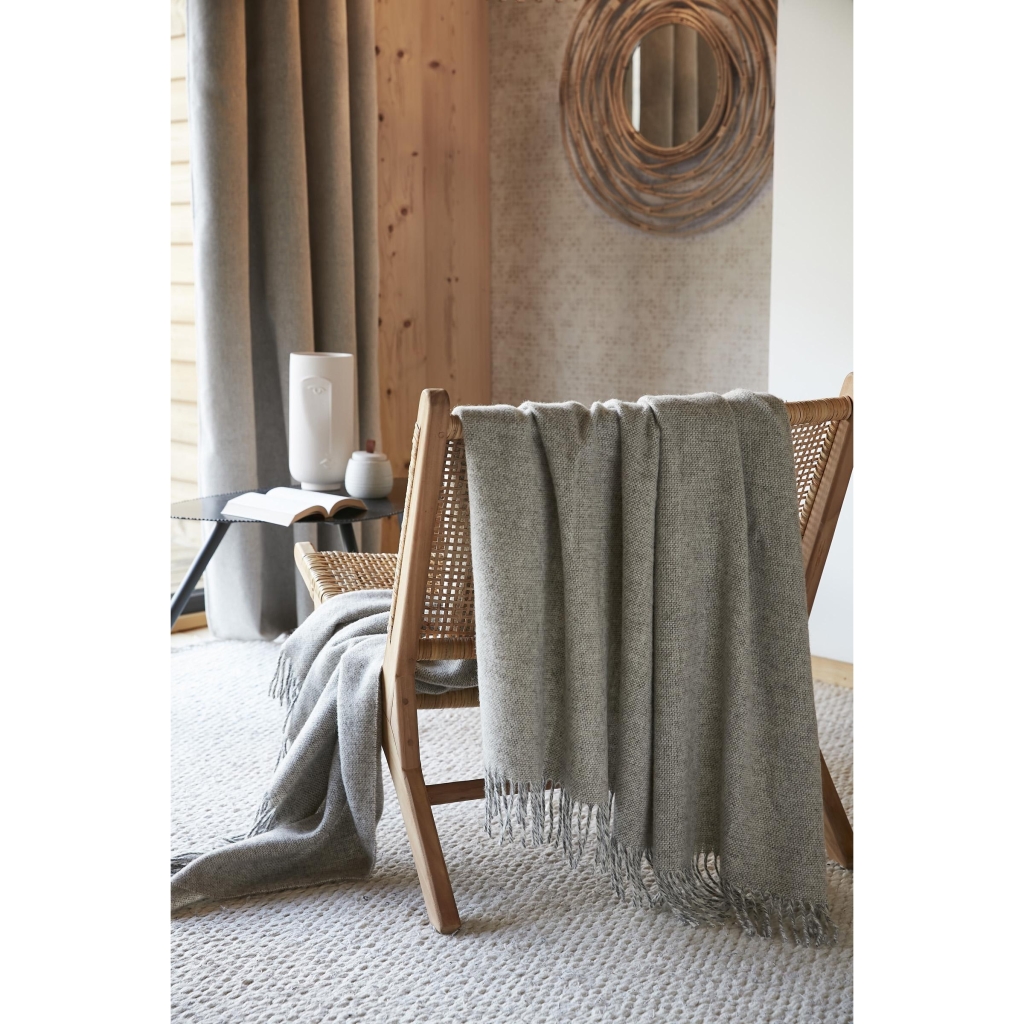 plaid à franges 140 x 200 cm en pure laine Martin