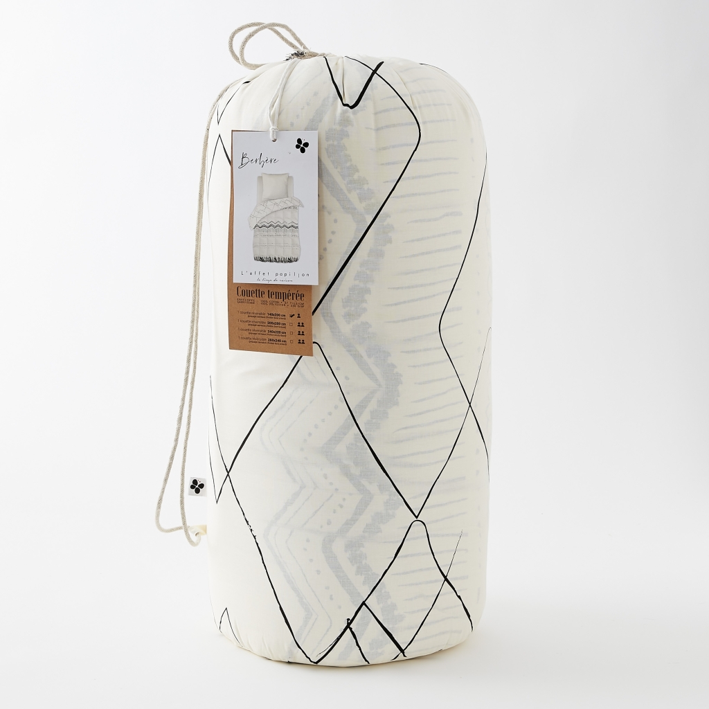 Couette tempérée 240 x 220 cm + 2 taies d’oreiller 63 x 63 cm – Coton 57 fils – Imprimé Berbère