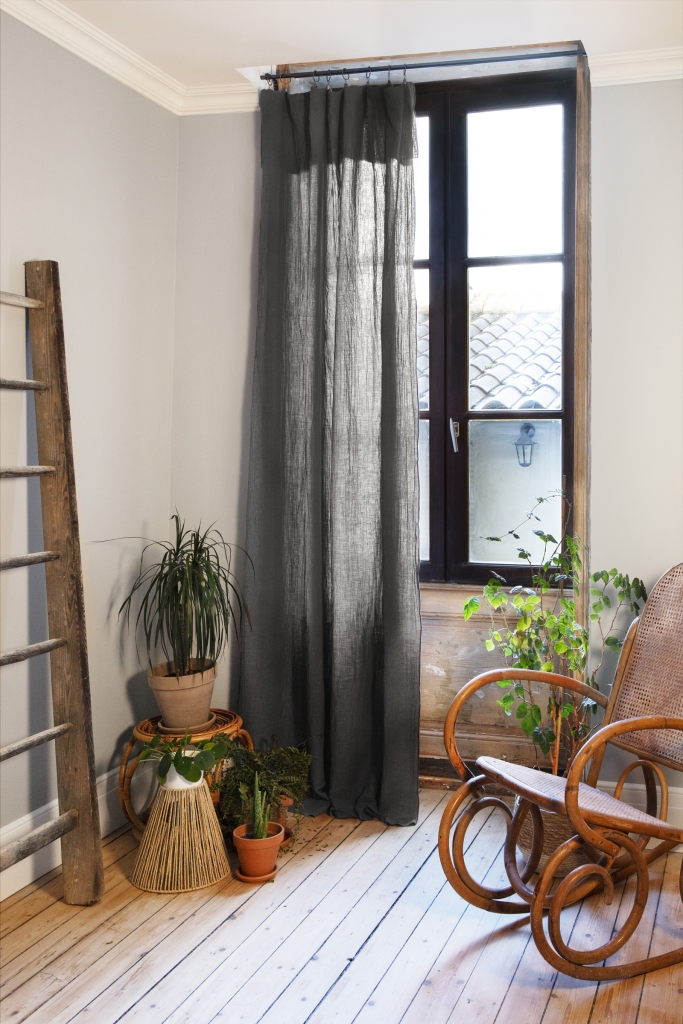 Rideau ajustable + 8 anneaux pince – Gaze de coton – 140 x 300 cm – Granit Anthracite – Gaïa
