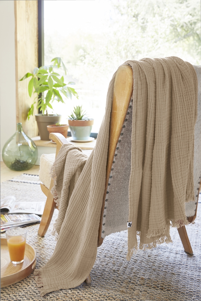 Plaid à franges 130 x 160 cm – Double Gaze de Coton – GAÏA Ficelle