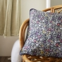 coussin déhoussable avec passepoil 45 x 45 cm gaze de coton imprimée malia