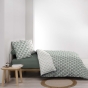 Parure de lit 240x220 cm + 2 taies – Microfibre imprimée DIANE – Motif vert d’eau & or