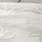 Parure de lit 240 x 220 cm 100% coton tufté ANOUK + drap housse 140 x 190 cm Blanc