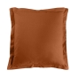 Taie d’oreiller 63 x 63 cm unie 57 fils LINA – Caramel, volant plat et point bourdon