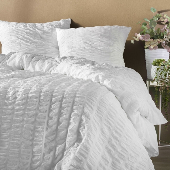 Parure 240 x 220 cm microfibre plisseé + 2 taies Plissia