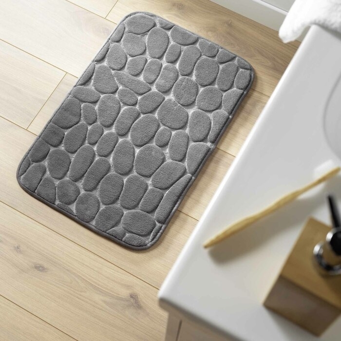 Tapis de bain 50 x 80 cm microfibre unie relief ricochet Anthracite