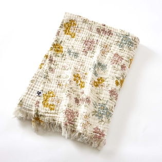 Plaid 130 x 160 cm Quadruple Gaze de Coton Fleurie – AVA sur Mon Linge de Maison Plaid 130 x 160 cm Quadruple Gaze de Coton Fleurie – AVA