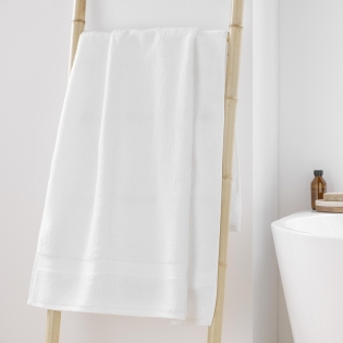 Drap de douche 70 x 130 cm — éponge coton peigné Élégance 600 g/m² - Blanc sur Mon Linge de Maison Drap de douche 70 x 130 cm — éponge coton peigné Élégance 600 g/m² - Blanc