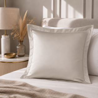 Taie d'Oreiller 65x65 cm Sable – Satin de Coton 120 Fils/cm² – Hôtellerie Haut de Gamme