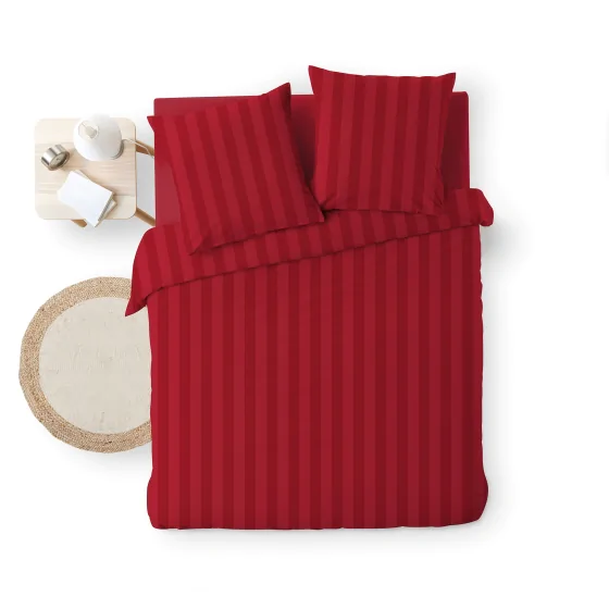 Parure de Lit 240 x 220 cm + 2 Taies – Microfibre Unie CLÉO Rouge