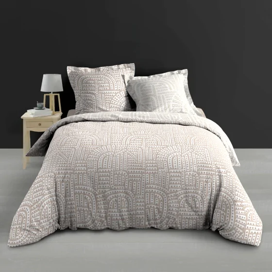 Parure de lit 240x220 cm + 2 taies – Percale 78 fils – ELIOT – Motif beige sur fond blanc
