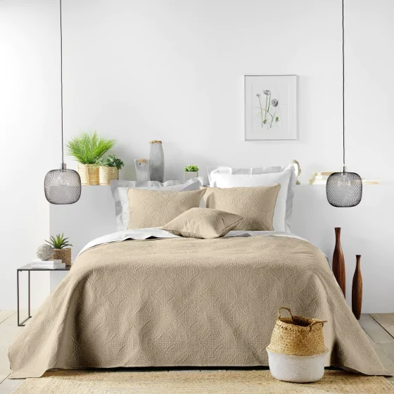 Couvre-lit 2 personnes avec 2 housses de coussin – 240 × 260 cm – Microfibre Romane Lin