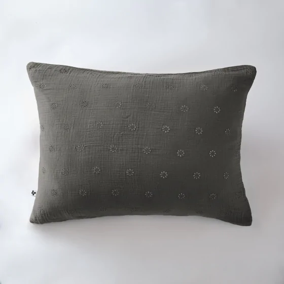 Taie d'oreiller brodée en gaze de coton 50 x 70 cm Gaïa Boho Anthracite
