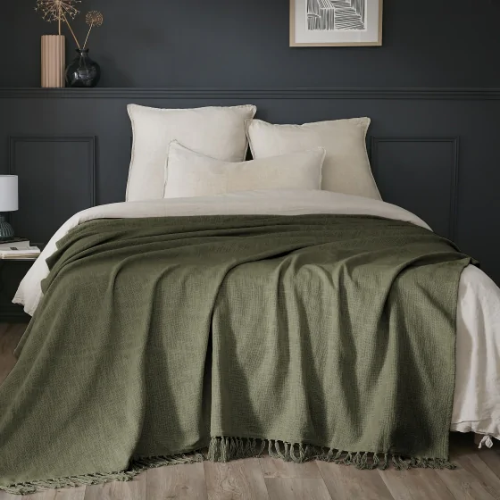 Plaid 180 x 220 cm en coton texturé Sixtine – Thym