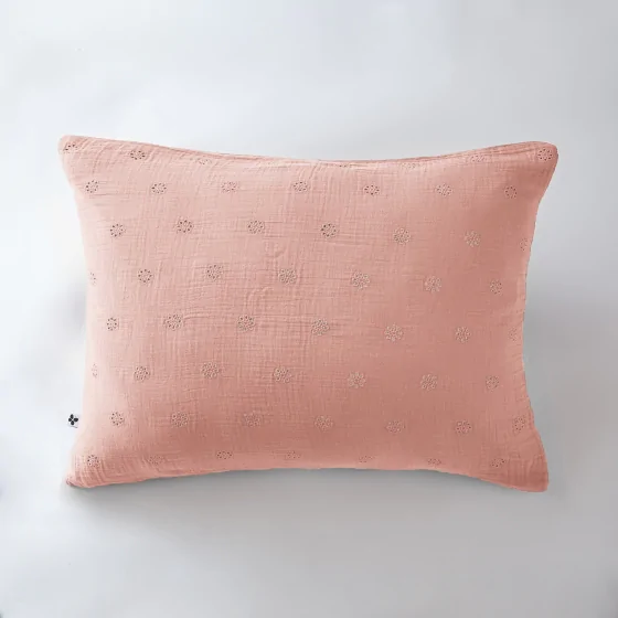 Taie d'oreiller brodée en gaze de coton 50 x 70 cm Gaïa Boho Rose pêche
