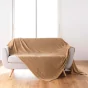  Plaid 180 x 220 cm en flanelle relief uni – Modèle ARYA – Coloris Camel