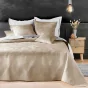 Couvre-lit 240x260 cm + 2 housses de coussin 60x60 cm – Velours uni matelassé SOLANGE Beige