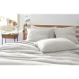 Taie d'oreiller gaze de coton brodée fil or 60 x 60 cm Gaia Chic Gris