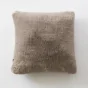  Coussin Déhoussable 45 x 45 cm en Fausse Fourrure – Loutre Sven