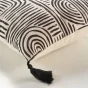 Coussin dehous. pompons 45 x 45 cm polycoton imprime Pandore Noir