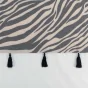 panneau a oeillets 140 x 240 cm voile sable+top imprime+pompon maroni