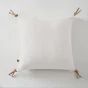 Coussin déhoussable avec pompons lin lavé 45 x 45 cm soline Blanc